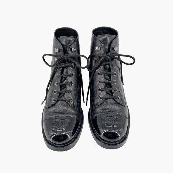 Chanel Black Glitter Leather CC Cap Toe Combat Boots Size 39 US 8–8.5 Women's - Picture 2 of 15